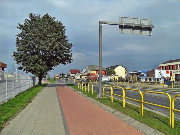 Ulica Zblewska, droga krajowa nr 22, przy Autoromirze