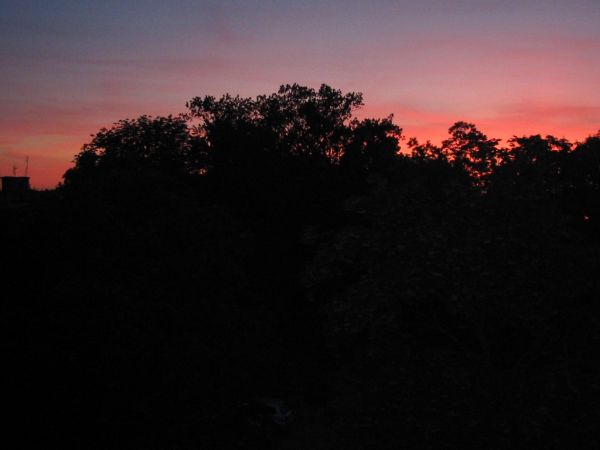 Zachód słońca w Zegrzu Południowym (11.06.2006)