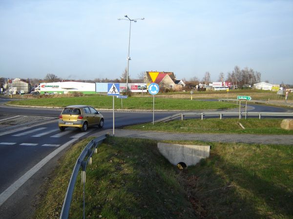 Rondo im.1 Pułku Chemicznego.