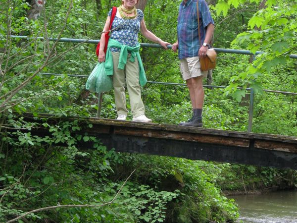 na mostku nad Tyrawką  co kły mamuta  /cd - w galerii/ a już w m. Rakowa  /też galeria !/ potok Borsukowiec do niej wpadnie  /co w jego wodach "raki zimują"/ a