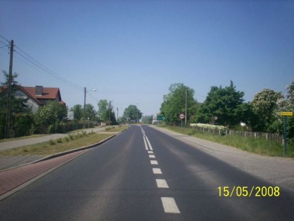 Główna ulica wsi. Ulica Słowackiego.