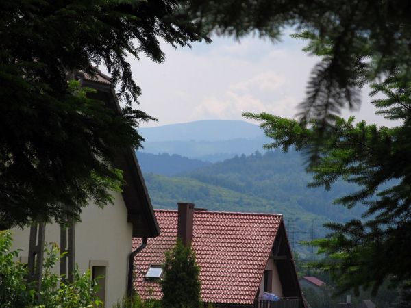 Widok z ogrodu na Pilsko .