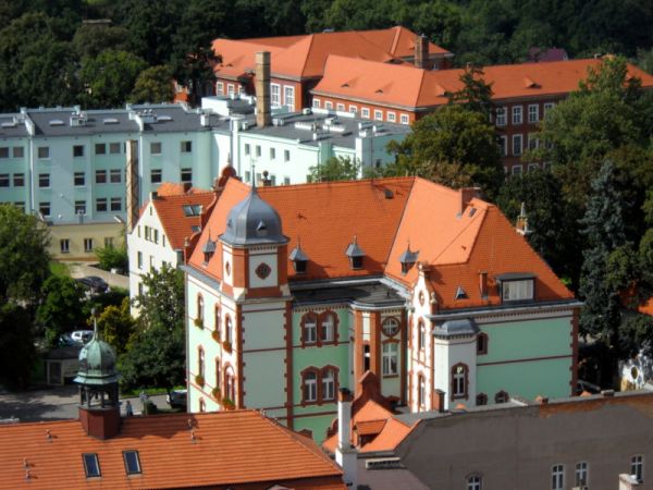 Złotoryja z lotu ptaka

Złotoryja (łac. Aureus Mons, niem. Goldberg, daw. Złota Góra) – miasto i gmina w południowo-zachodniej Polsce w województwie dolnośląs