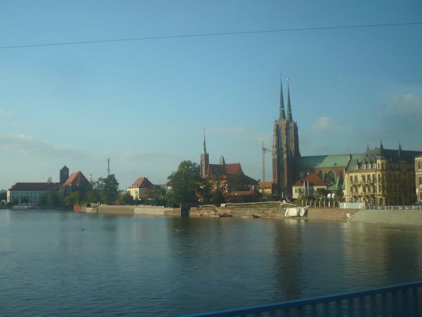 Panorama z mostu na Ostrów Tumski.