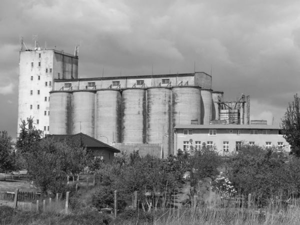 Elewator-widok od noteci