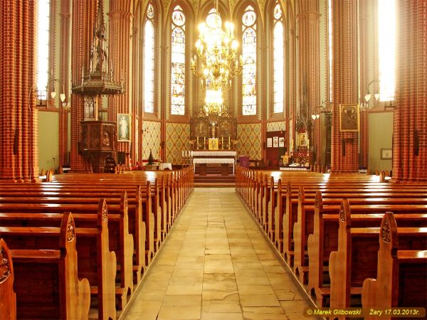 ŻARY kościół pw. Wniebowzięcia NMP