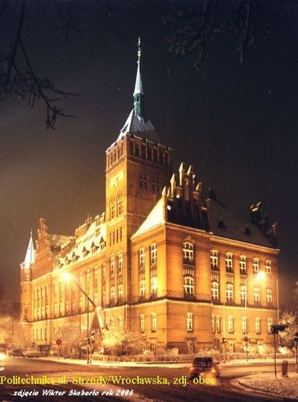 Ulica Marcina Strzody - kompleks budynków Wydziału Chemii Politechniki Śląskiej.
