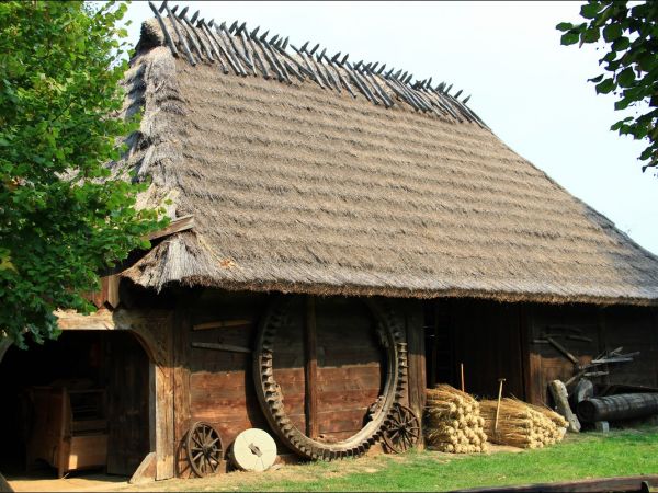 Skansen w Markowej - stodoła