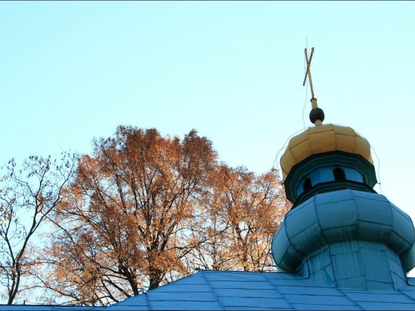 Cerkiew Opieki Matki Bożej w Kłokowicach - drewniana parafialna cerkiew prawosławna w dekanacie Przemyśl (dawniej świątynia greckokatolicka). Zbudowana na miejs