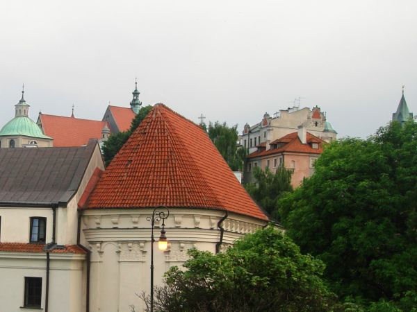 Kosciol  pw. sw. Wojciecha (1630) i widok na Stare Miasto