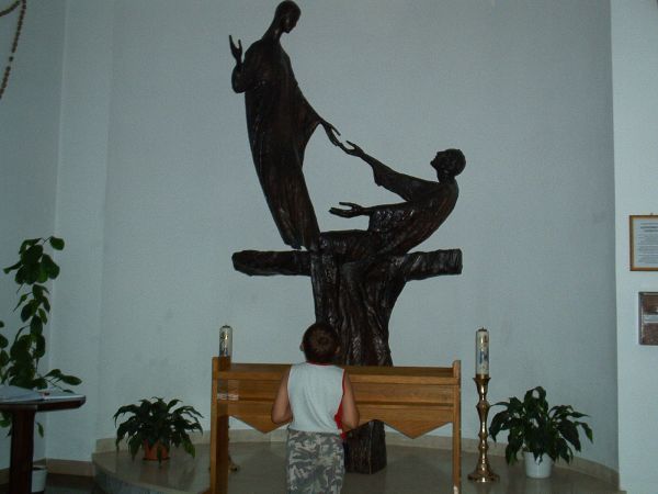 Sierpień 2006  Nowy kościół