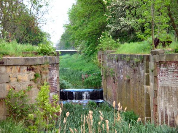 Kędzierzyn-Koźle - zabytkowa śluza nr 1 na Kanale Kłodnickim