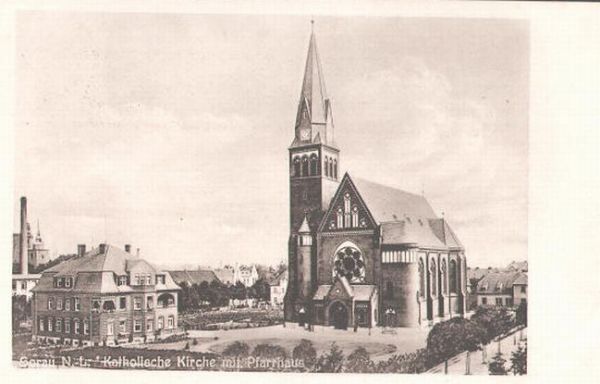 Żary  Kościół  Parafialny na dawnej fotografii  
Zastrzeżenie :Zdjęcia mogą pochodzić z zasobów 
archiwów państwowych lub prywatnych