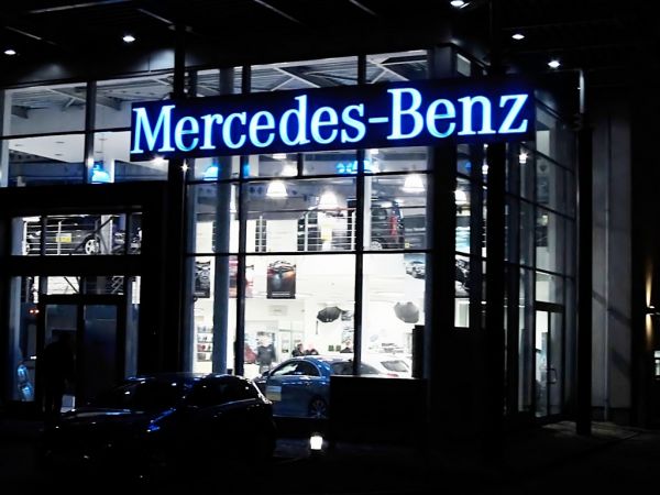 Nocą na ulicy Elbląskiej