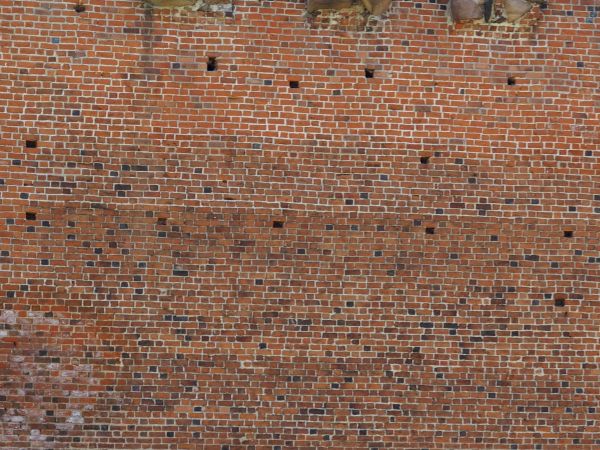 warownię ulokowano na pograniczu Królestwa - dalej już było Państwo Krzyżackie a rajzy krzyżackie wiele szkód czyniły...