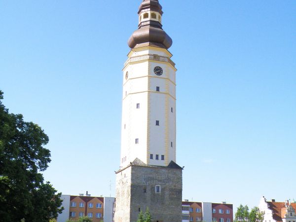 Wyremontowana wieża ratuszowa