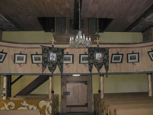 Wnętrze kościoła Św. Trójcy.