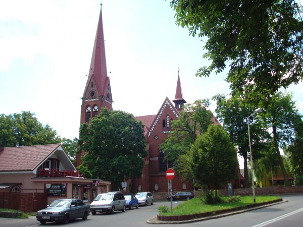 Kościół w Policach