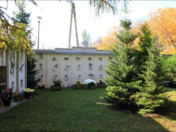 Klasztor i park  ss. Niepokalanek na Głębokiej.