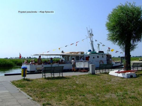 Przystań pasażerska nad zalewem