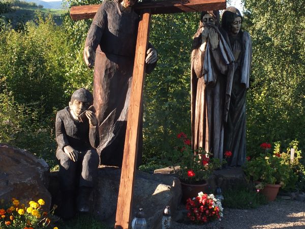 Jedna ze stacji Drogi Krzyżowej