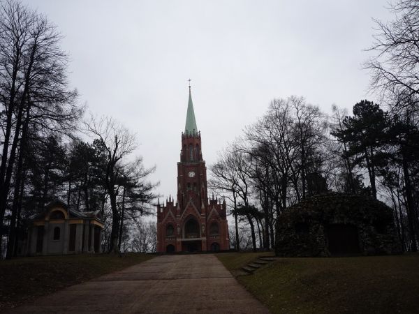 Kościół Zmartwychwstania – Kalwaria Piekarska