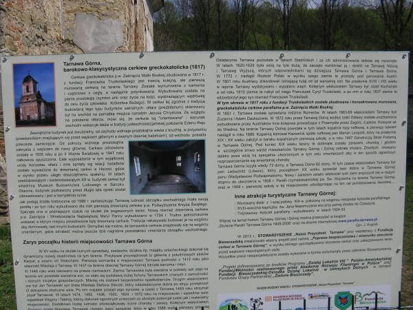 przy cerkwi - pleksą zabezpieczona - plansza z informacjami / "ściąga" dla nas i "nam podobnych", my już sporo widzieli ale i też inicjatywę oklaskujemy !