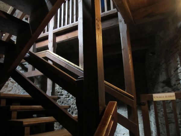 Niedzica Zamek nad jeziorem Czorsztyńskim