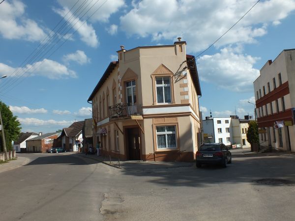 kamieniczka " na rozdrożu"