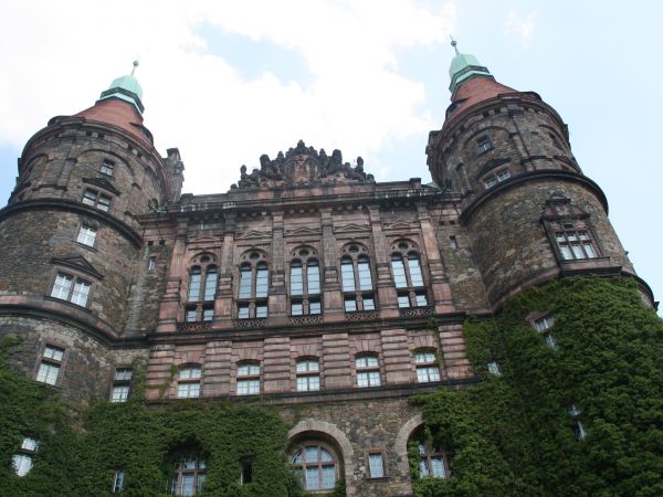 Zamek Książ - trzecia co do wielkości - po Malborku i Wawelu - warownia w Polsce.