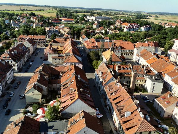 Widok na Stare Miasto z wieży kościelnej,z najwyższego punktu widokowego Reszla i okolic,52 m. wysokosci. 2011-08-05