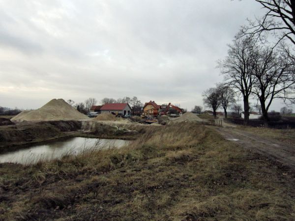 Klewno-teren żwirowni.