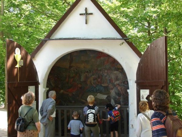 Kalwaria Wejherowska zostala ufundowana przez wojewodę malbosrkiego Jakuba Wejhera w II pol. XVII w.
Jest trzecia najstarsza w Polsce.