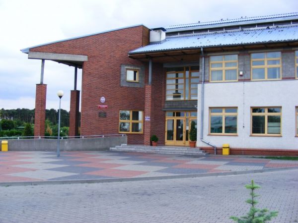 SZKOŁA PODSTAWOWA W SZCZODRZYKOWIE