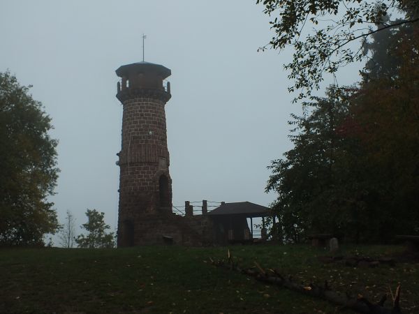 Wieża widokowa na Górze Wszystkich Świętych