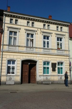 Rynek strona zachodnia- 7 foto