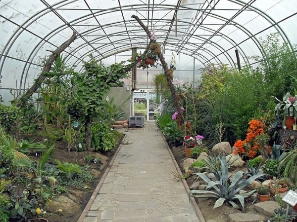 FRANK-RAJ _Ozdobne Ogrody Polskie