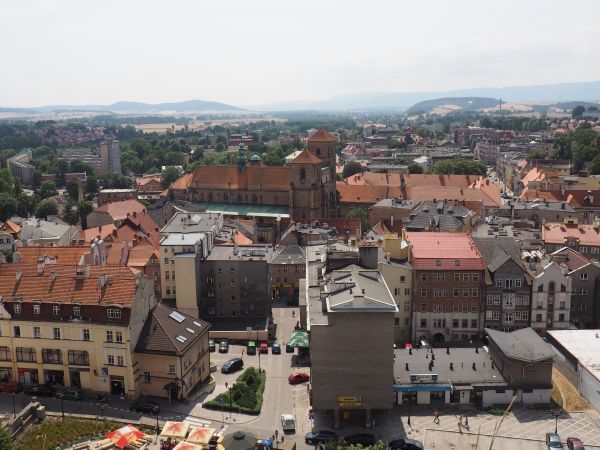 widok na miasto z Fortecznego Wzgórza.