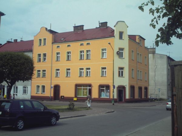 Kamienica przy ul. Targowej
róg Chopina.