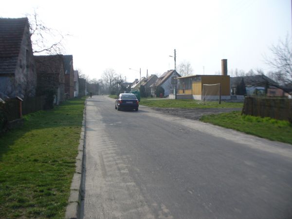 WIEJSKĄ DRÓŻKĄ..