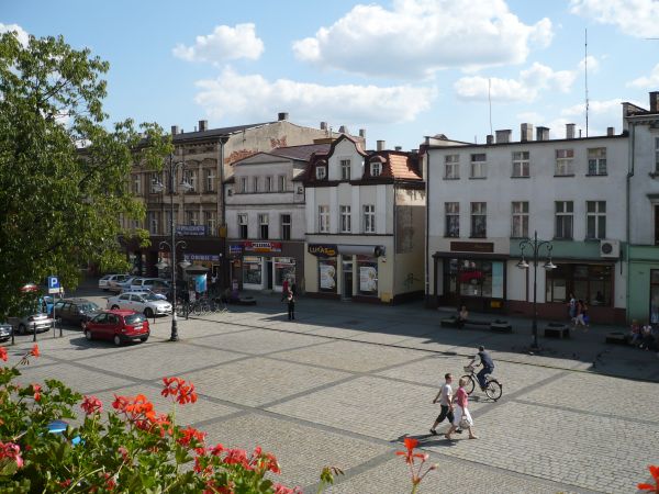 Widok na Rynek z Ostrowskiego Ratusza,