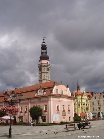 Jest nowy dzień i od zachodu widać nowe chmury ...