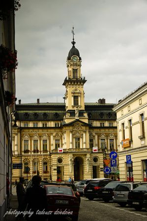 Nowy Sącz-Ulica Świętego Ducha, widok na ratusz.
