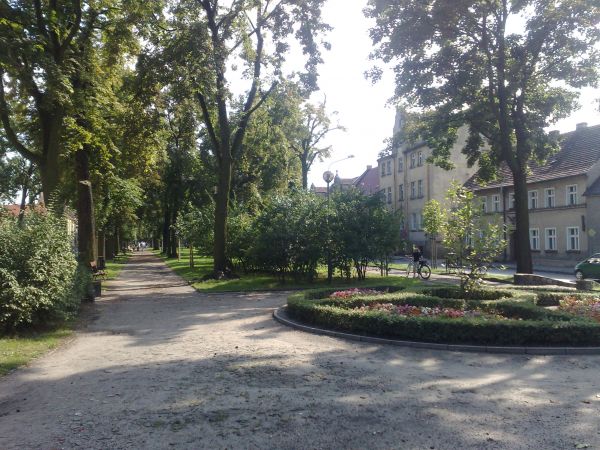 Planty im. Jana Pawła II na ulicy Wały Tadeusza Kościuszki.