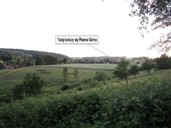 Tam gdzieś daleko kończy się Pławna Górna. Długość tego odcinka Pławnej wynosi ok.6km.