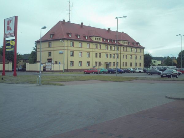 Komenda Powiatowa Policji. Lębork.
Dawniej Koszary WOP.