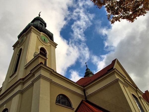 Kościół p.w.  św. Elżbiety w Pinczynie