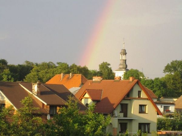 A  PO  DESZCZU  TĘCZA