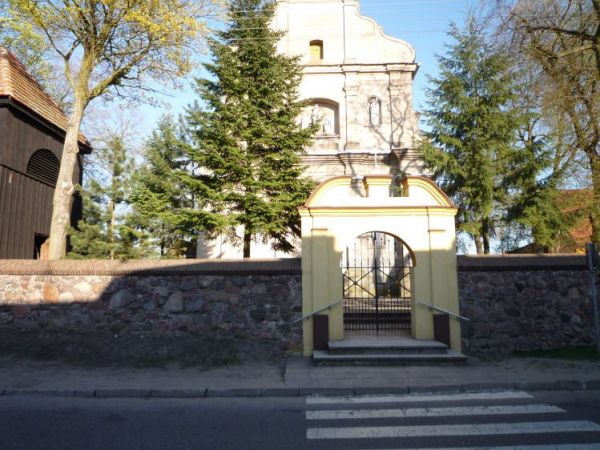 Kościół Wniebowzięcia N.M.P. z 1680r.