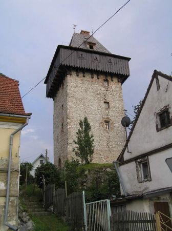 Mieszkalna wieża rycerska